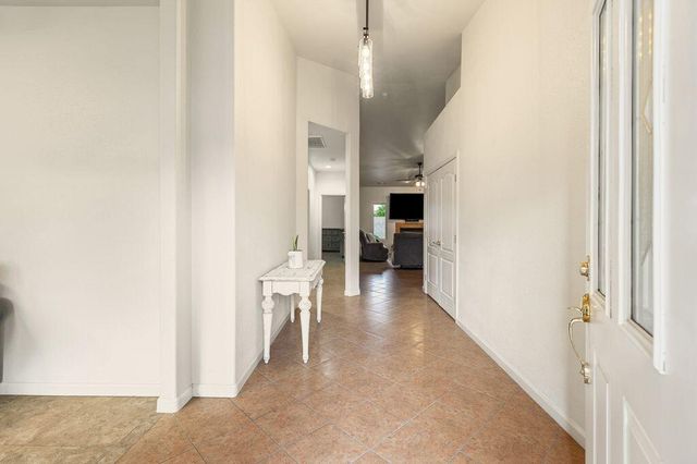 1110 Lincoln Street, Tulare, CA 93274