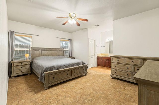 1110 Lincoln Street, Tulare, CA 93274