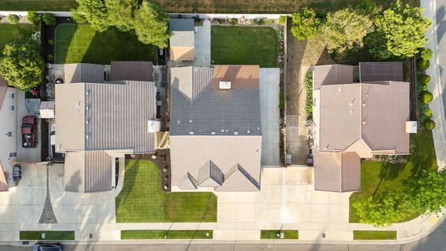 1110 Lincoln Street, Tulare, CA 93274