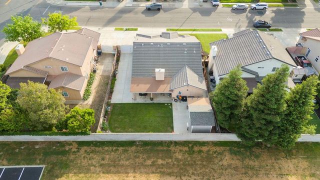 1110 Lincoln Street, Tulare, CA 93274