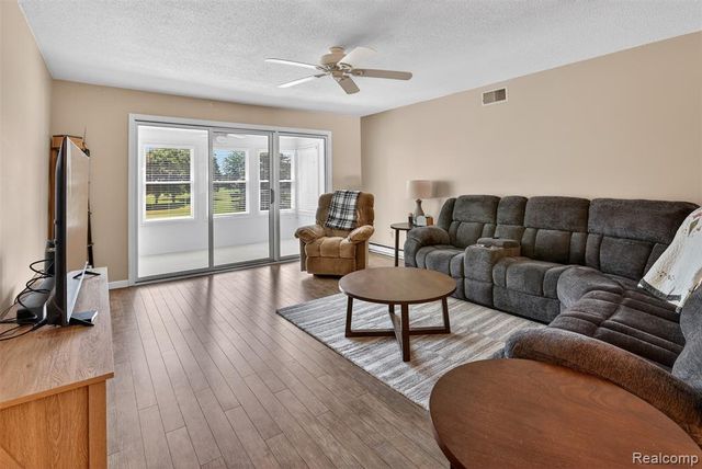 925 Kennely Road G-106, Saginaw, MI 48609