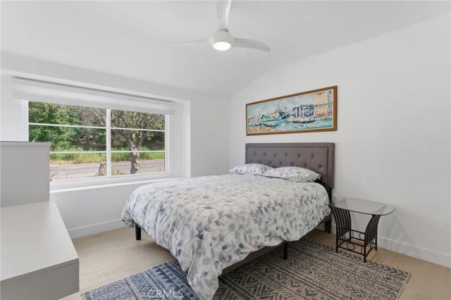 5319 Penfield Avenue, Woodland Hills, CA 91364