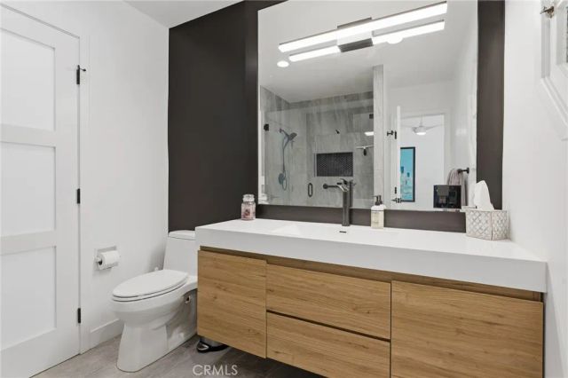 5319 Penfield Avenue, Woodland Hills, CA 91364