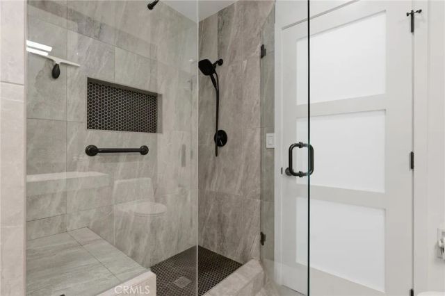 5319 Penfield Avenue, Woodland Hills, CA 91364