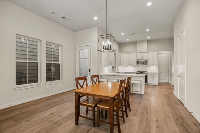 1626 Northwood Street, Houston, TX 77009