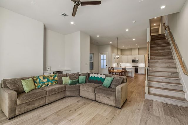 1626 Northwood Street, Houston, TX 77009