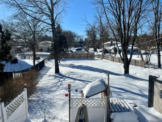 21 Mountain View Avenue, Saugerties, NY 12477