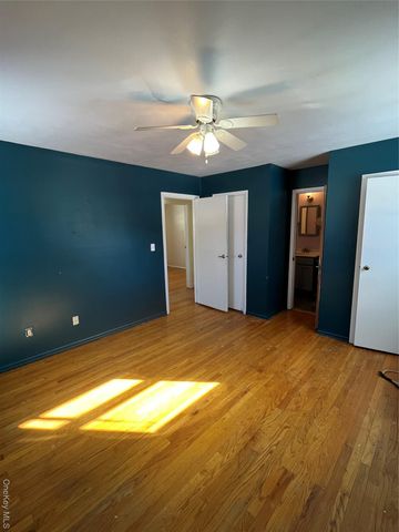 21 Mountain View Avenue, Saugerties, NY 12477