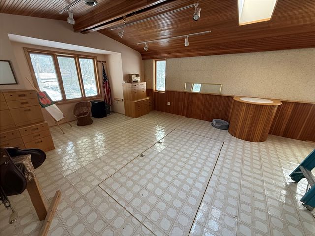 466 True Hickory Drive, Greece, NY 14615