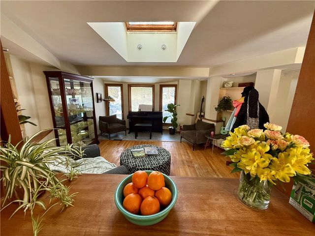 466 True Hickory Drive, Greece, NY 14615