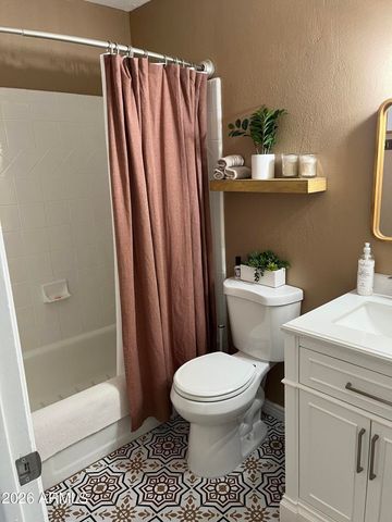 1500 W RIO SALADO Parkway 108, Mesa, AZ 85201