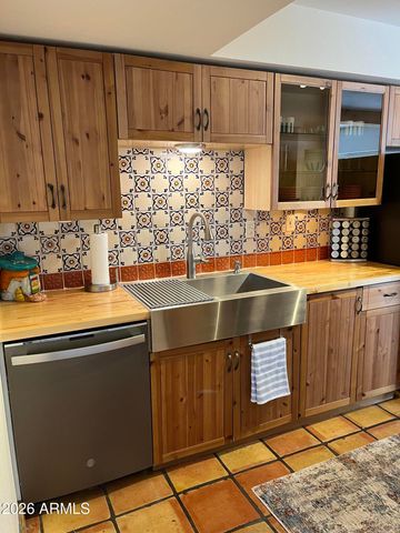 1500 W RIO SALADO Parkway 108, Mesa, AZ 85201