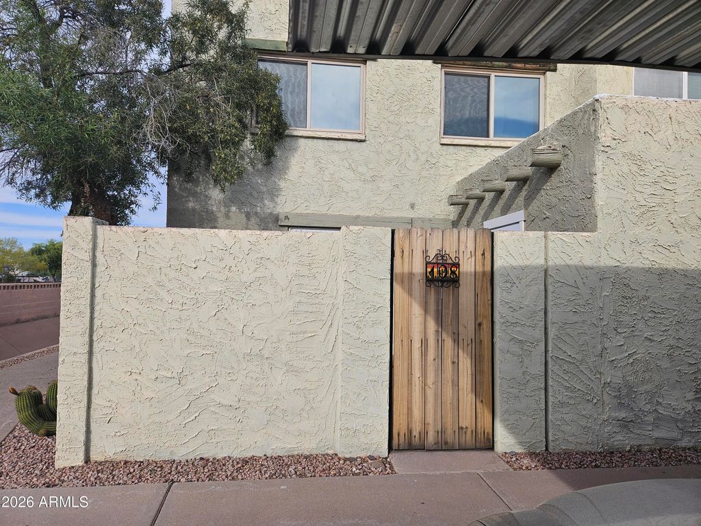 1500 W RIO SALADO Parkway 108, Mesa, AZ 85201