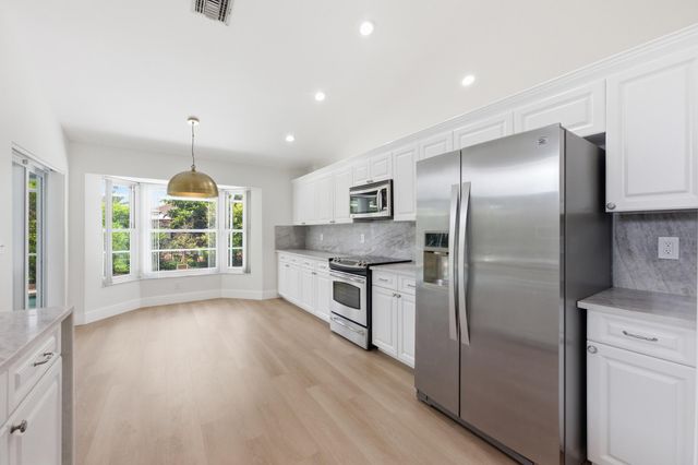 7710 NW 87th Avenue, Tamarac, FL 33321