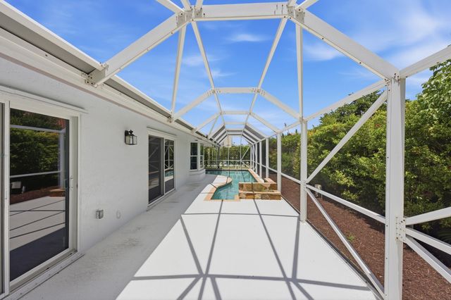 7710 NW 87th Avenue, Tamarac, FL 33321