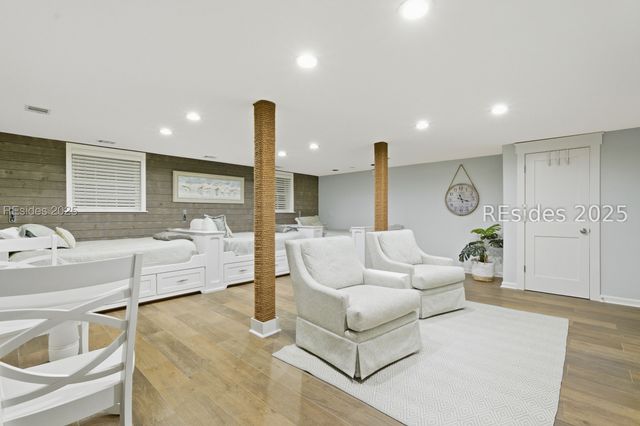 6 Black Skimmer Rd, Hilton Head Island, SC 29928