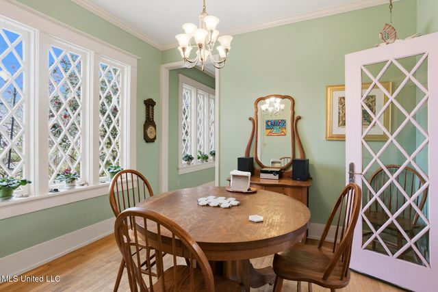 1475 Saint Ann Street, Jackson, MS 39202