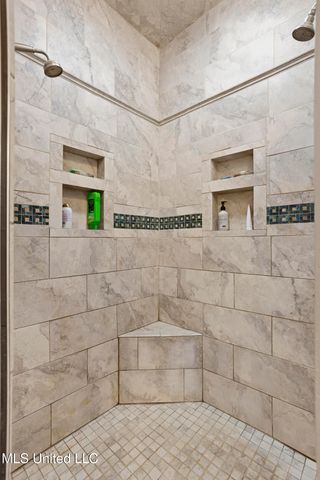 1475 Saint Ann Street, Jackson, MS 39202