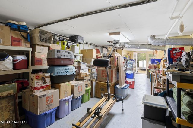 1475 Saint Ann Street, Jackson, MS 39202