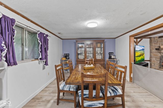 1013 Rolling Hill, Greenwood, IN 46142