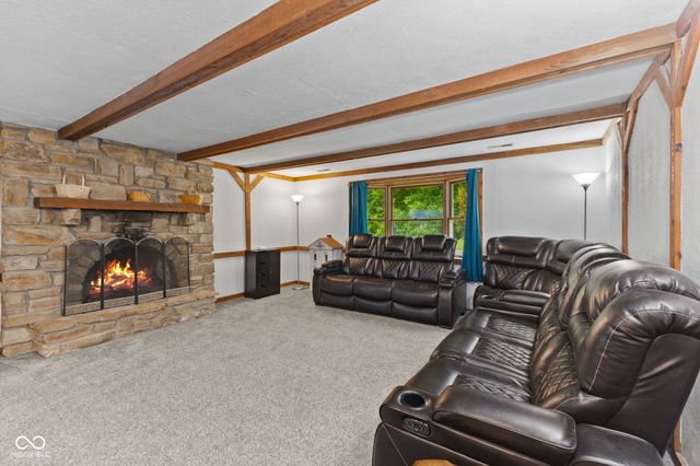 1013 Rolling Hill, Greenwood, IN 46142