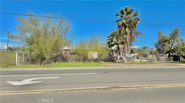 21274 Cajalco, Perris, CA 92570