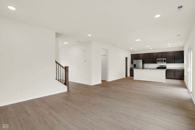 8594 Meadowlands Court, Plainfield, IN 46168