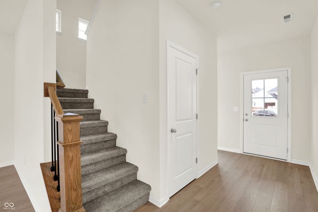 8594 Meadowlands Court, Plainfield, IN 46168