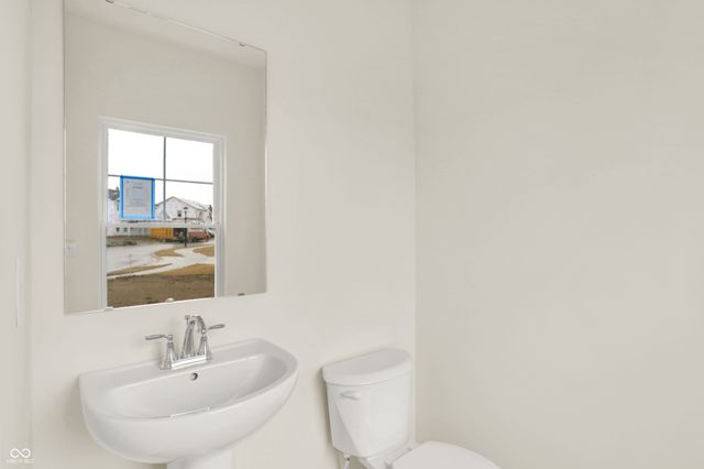 8594 Meadowlands Court, Plainfield, IN 46168