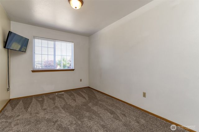 277 S Elsa Street, Buckley, WA 98321