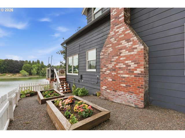 21345 Ne INTERLACHEN Ln, Fairview, OR 97024