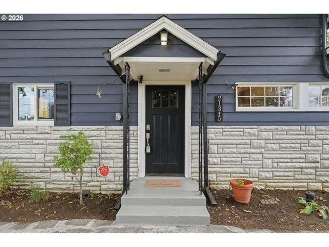 21345 Ne INTERLACHEN Ln, Fairview, OR 97024