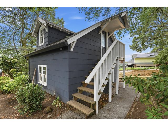 21345 Ne INTERLACHEN Ln, Fairview, OR 97024