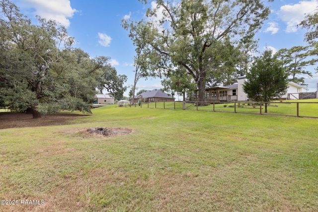 1137 Main Highway, Arnaudville, LA 70512