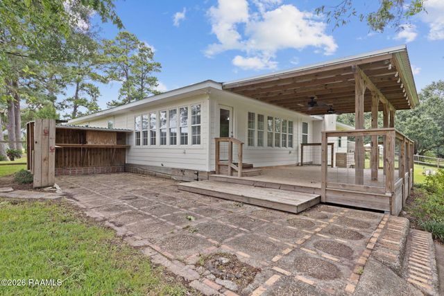1137 Main Highway, Arnaudville, LA 70512