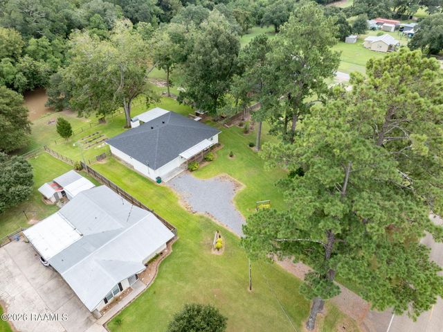 1137 Main Highway, Arnaudville, LA 70512