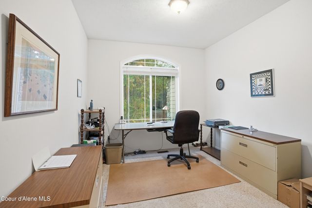 105 E Saltz Ln, Deer Park, WA 99006