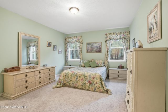 105 E Saltz Ln, Deer Park, WA 99006