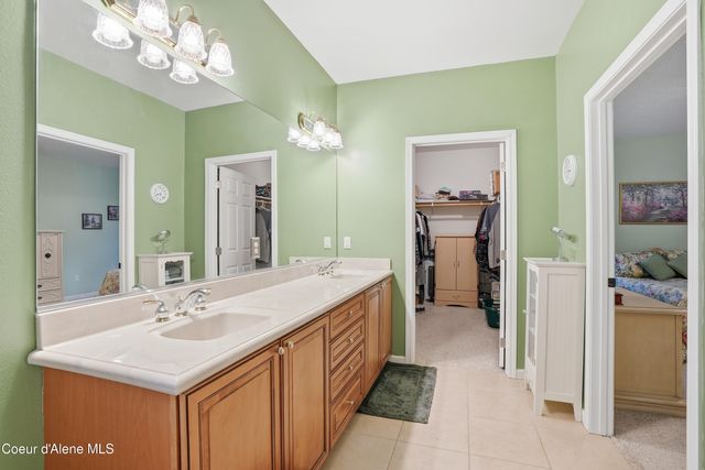 105 E Saltz Ln, Deer Park, WA 99006