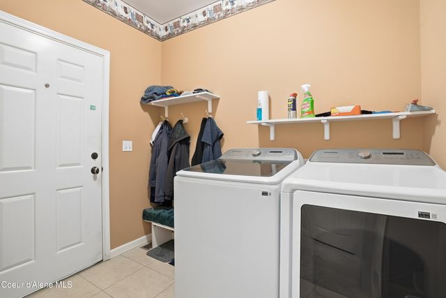 105 E Saltz Ln, Deer Park, WA 99006