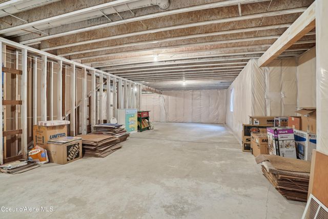 105 E Saltz Ln, Deer Park, WA 99006