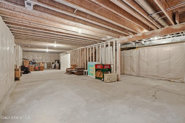 105 E Saltz Ln, Deer Park, WA 99006