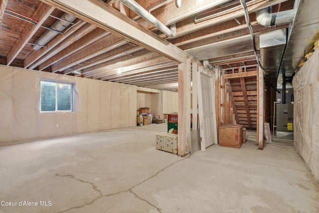 105 E Saltz Ln, Deer Park, WA 99006