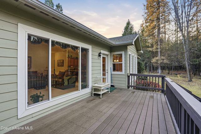 105 E Saltz Ln, Deer Park, WA 99006