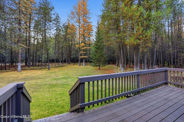 105 E Saltz Ln, Deer Park, WA 99006