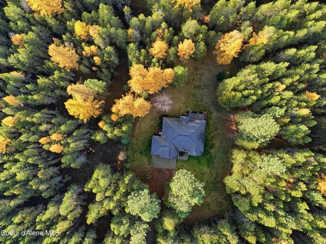 105 E Saltz Ln, Deer Park, WA 99006