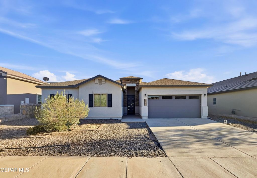 14616 TIERRA BURGOS, El Paso, TX 79938