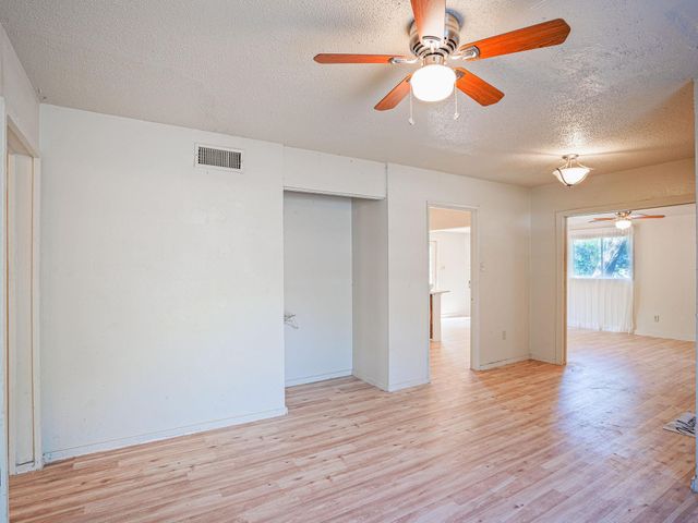 312 Germany Ave, Lone Star, TX 75668