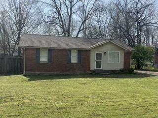 303 Sunrise Cir, Mount Juliet, TN 37122