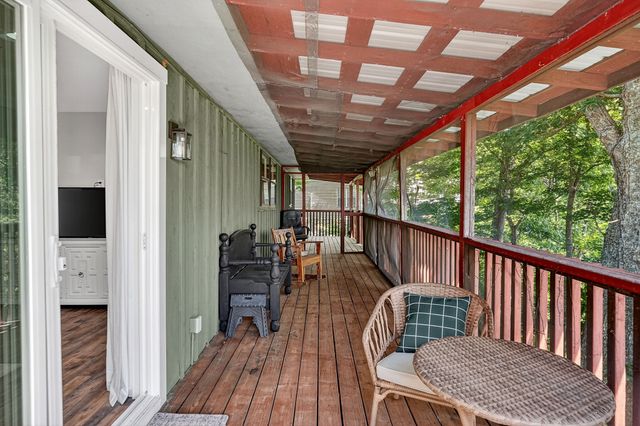 241 Nautilus Pt, Silver Point, TN 38582